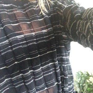 Long sleev slightly sheer lurex silver black top